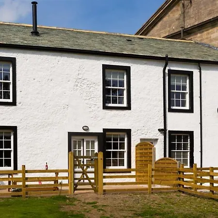 Waterfoot - M.y Raven Sleep 8 * Dacre (Cumbria)